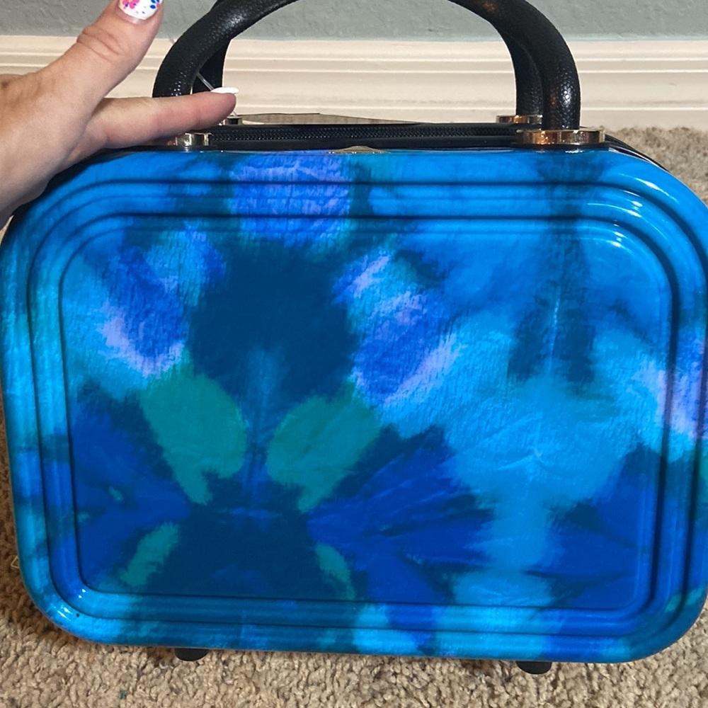 NWT-blue watercolor  Hardside Cosmetics Case w/ Crossbody Strap, Organizer - Picture 11 of 15